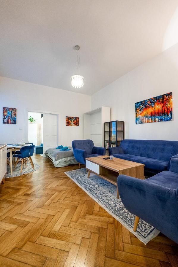 Mojmirova Apartment Kosice Center Eksteriør bilde